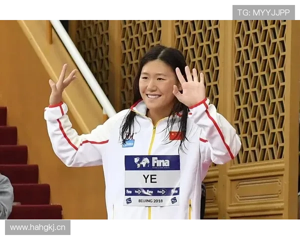 叶诗文训练完直接拎爱马仕去吃人均三千的私房菜