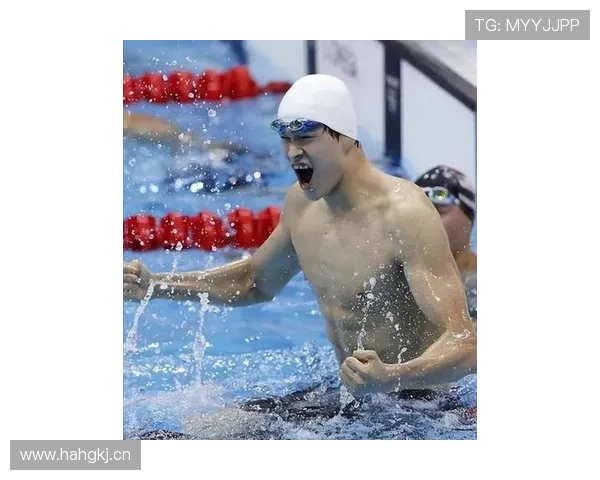 孙杨泳池边摊豪饮啤酒，这战绩还真不是刚猛，是过猛？